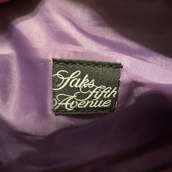 Vintage Saks Fifth Avenue-Black Faux Reptile Print Zippered Tote Bag-15”x12” - Picture 4 of 5